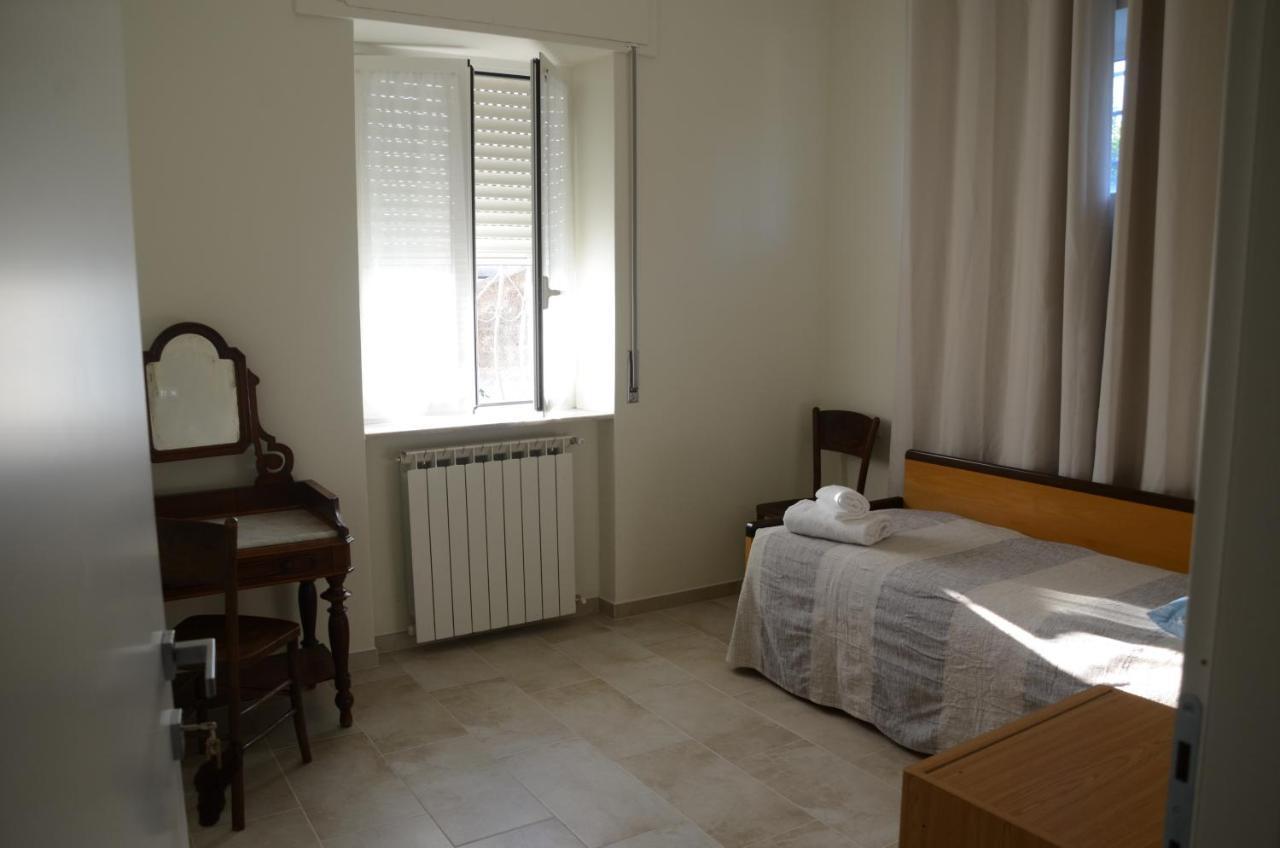 Calicantus Bed And Breakfast Albenga Kültér fotó