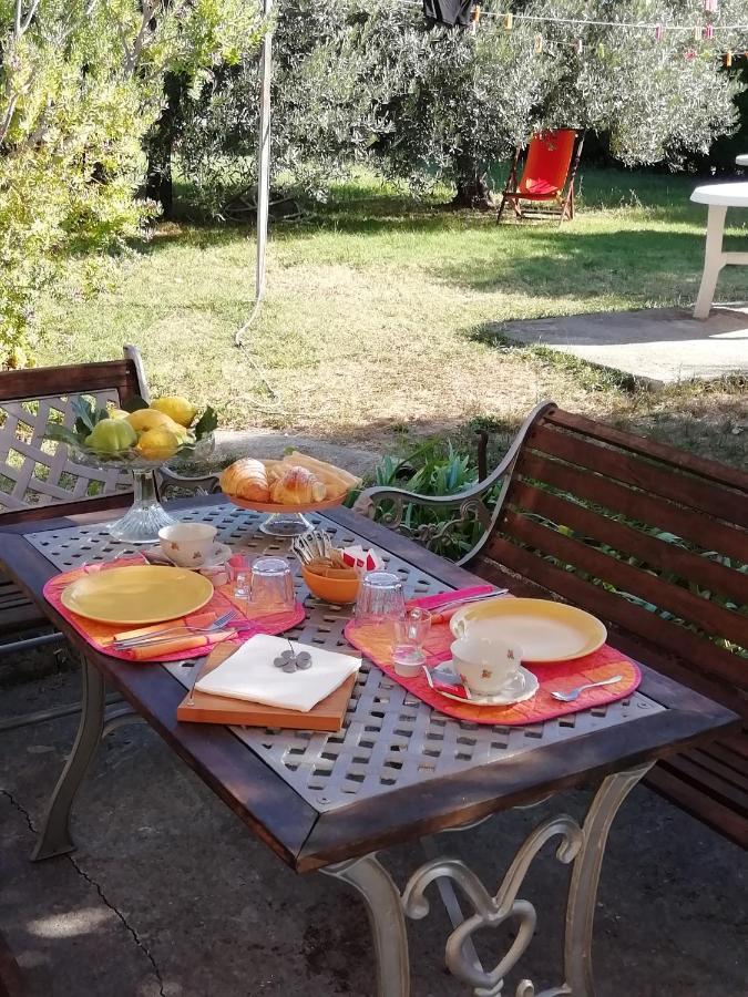 Calicantus Bed And Breakfast Albenga Kültér fotó